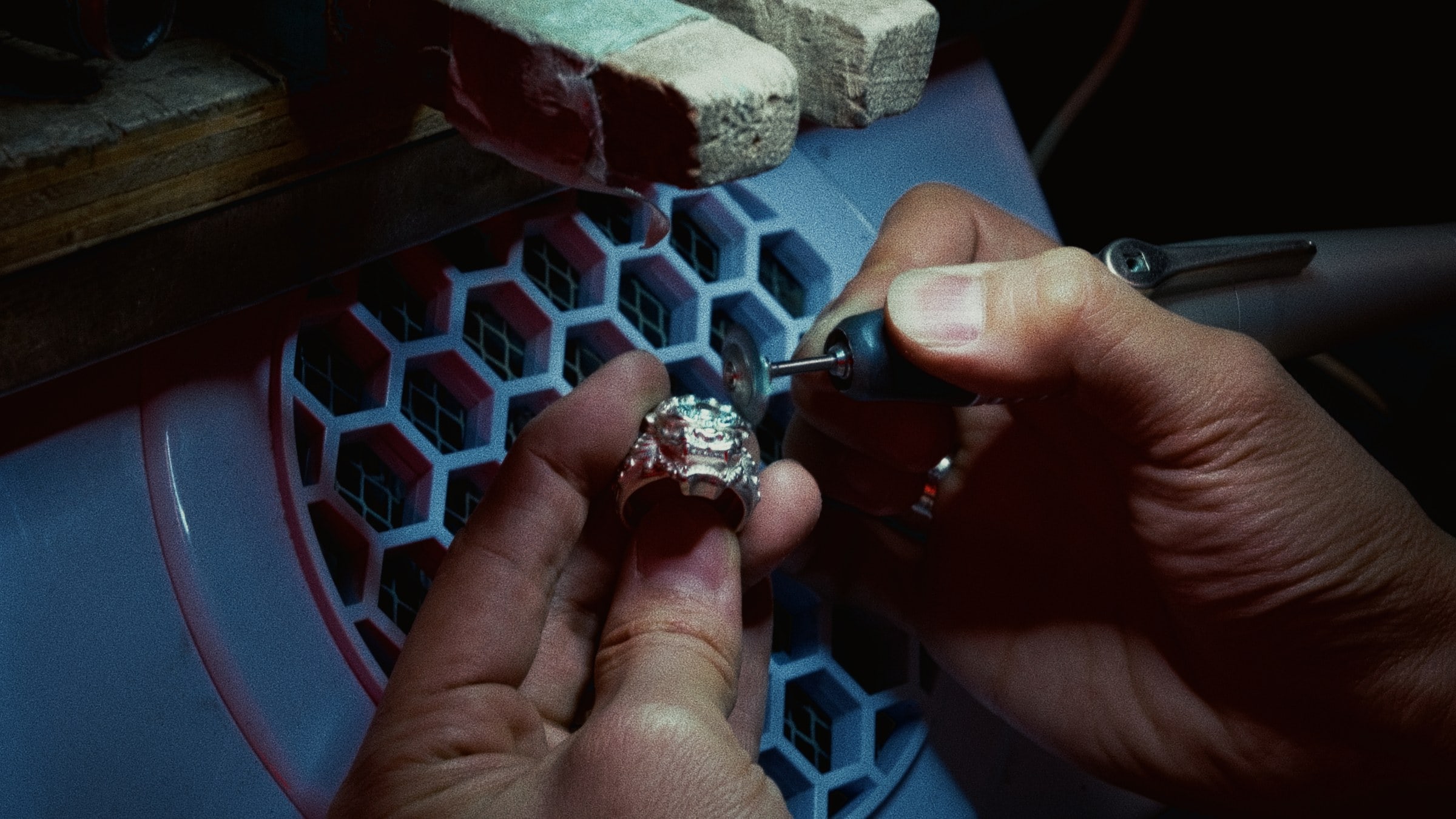 Finishing a silver ring with a rotary tool